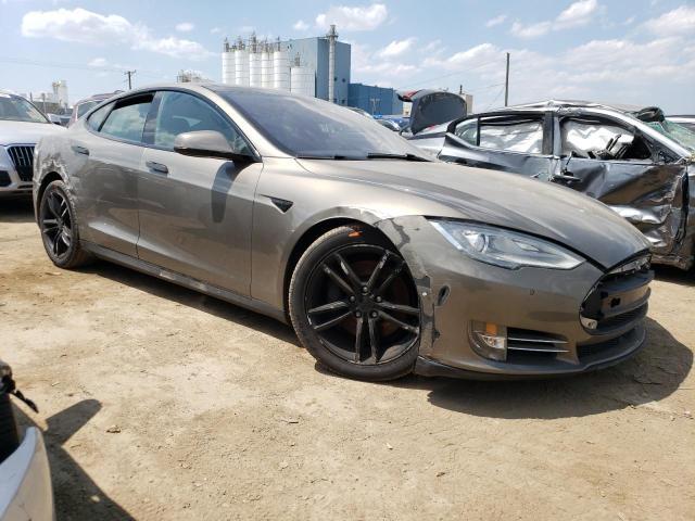 Tesla Model S 2015 