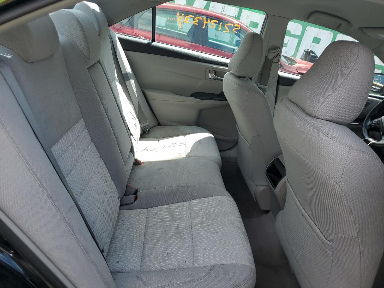 2016 TOYOTA CAMRY
