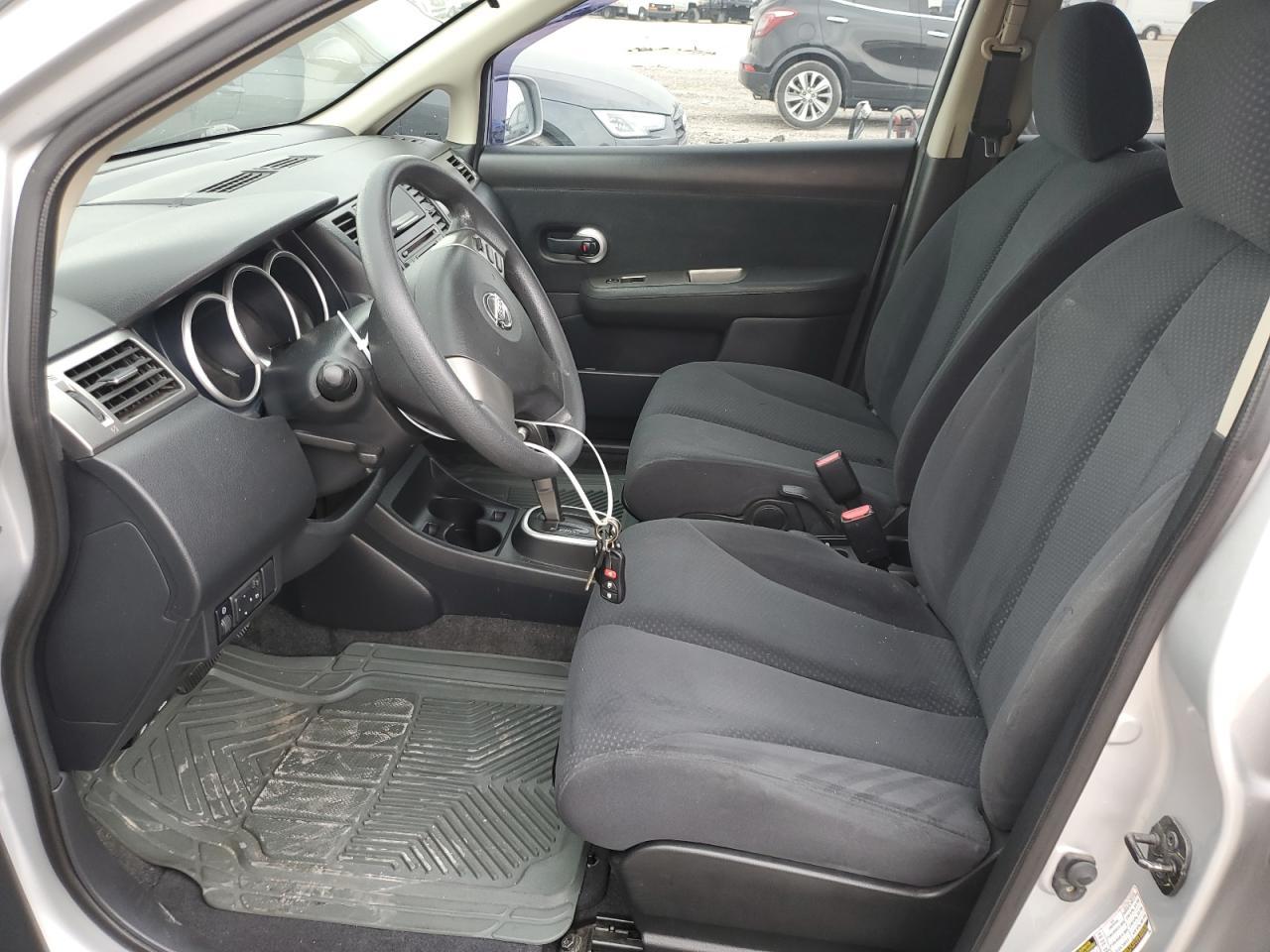 2010 NISSAN VERSA