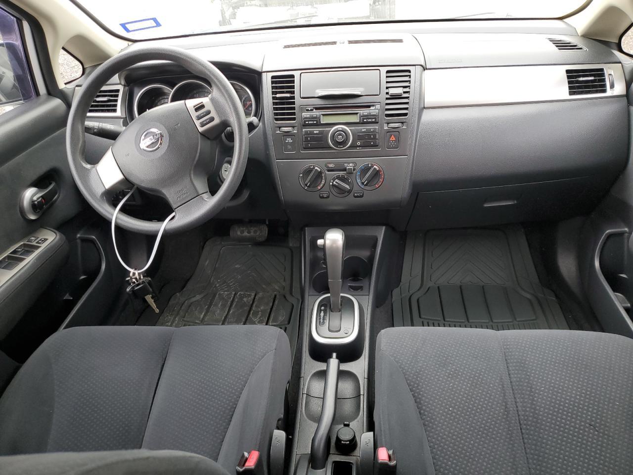 2010 NISSAN VERSA