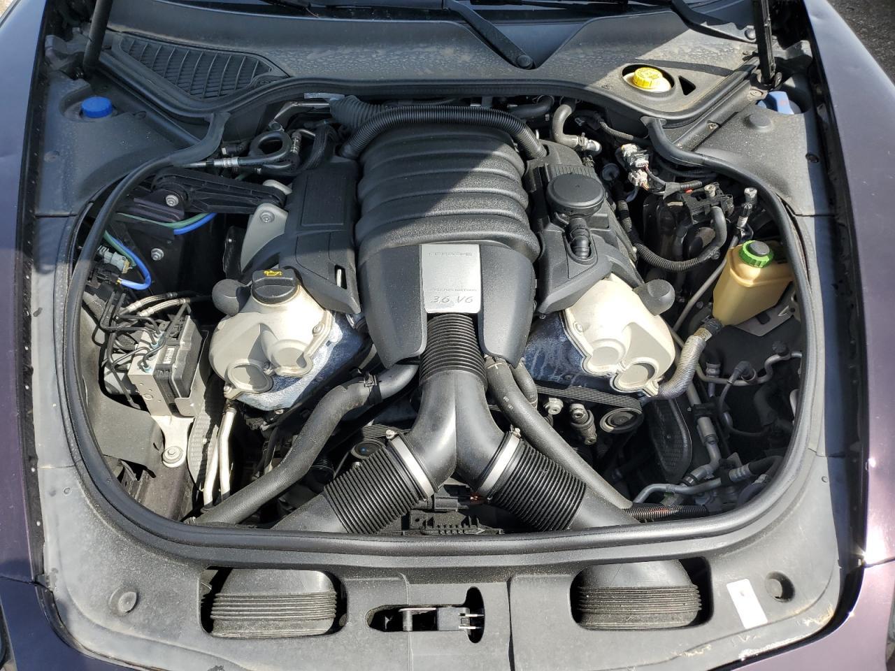 2015 PORSCHE Panamera