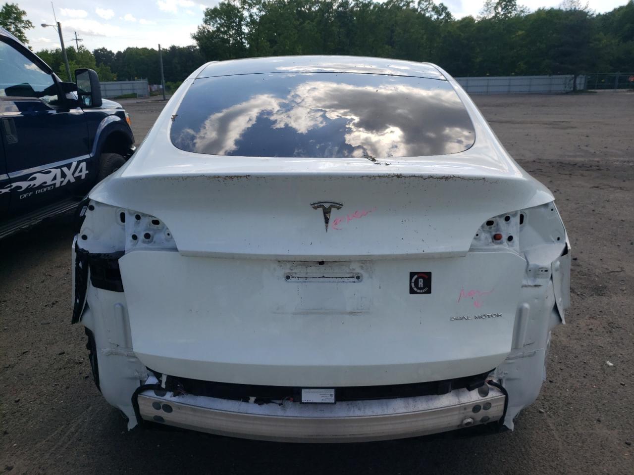 2021 TESLA MODEL Y