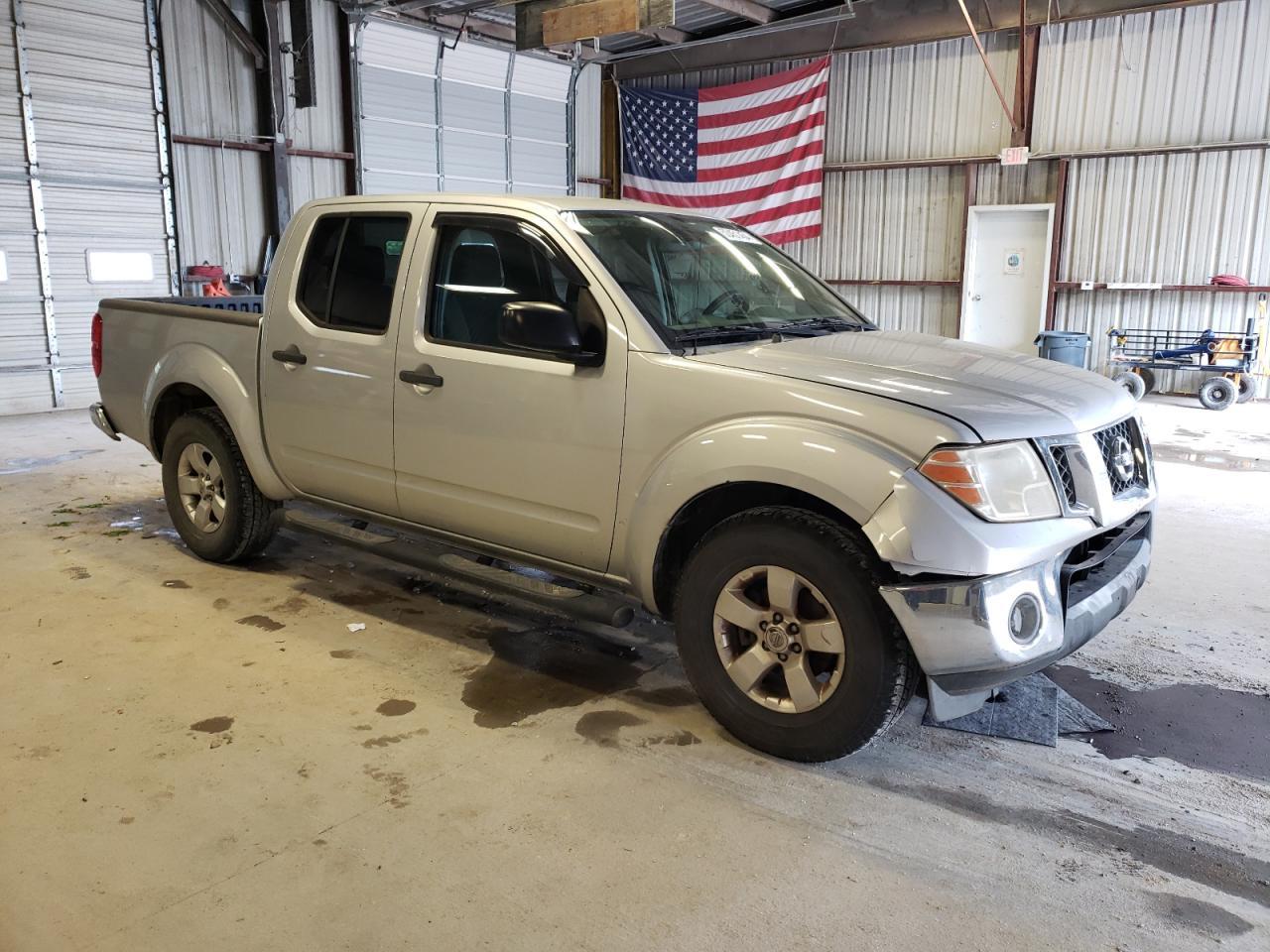 2010 NISSAN Frontier