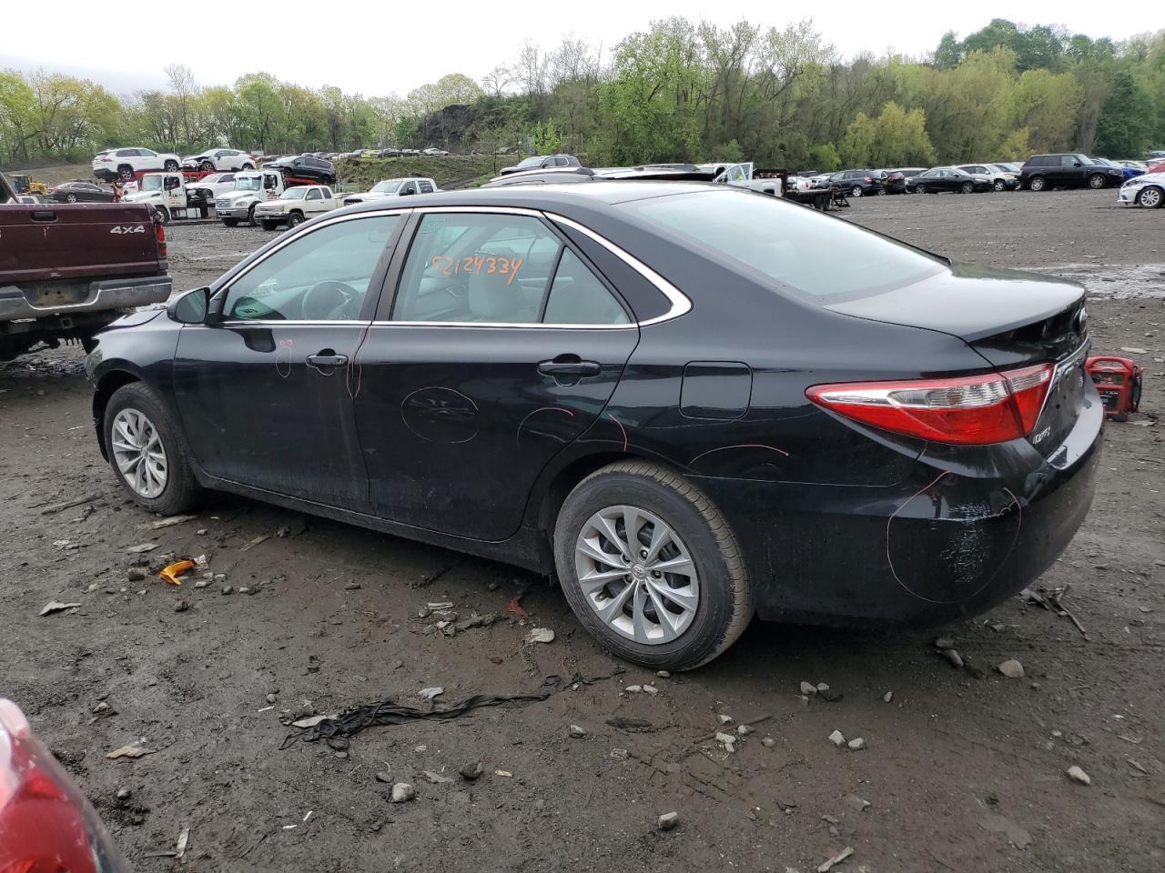 2016 TOYOTA CAMRY