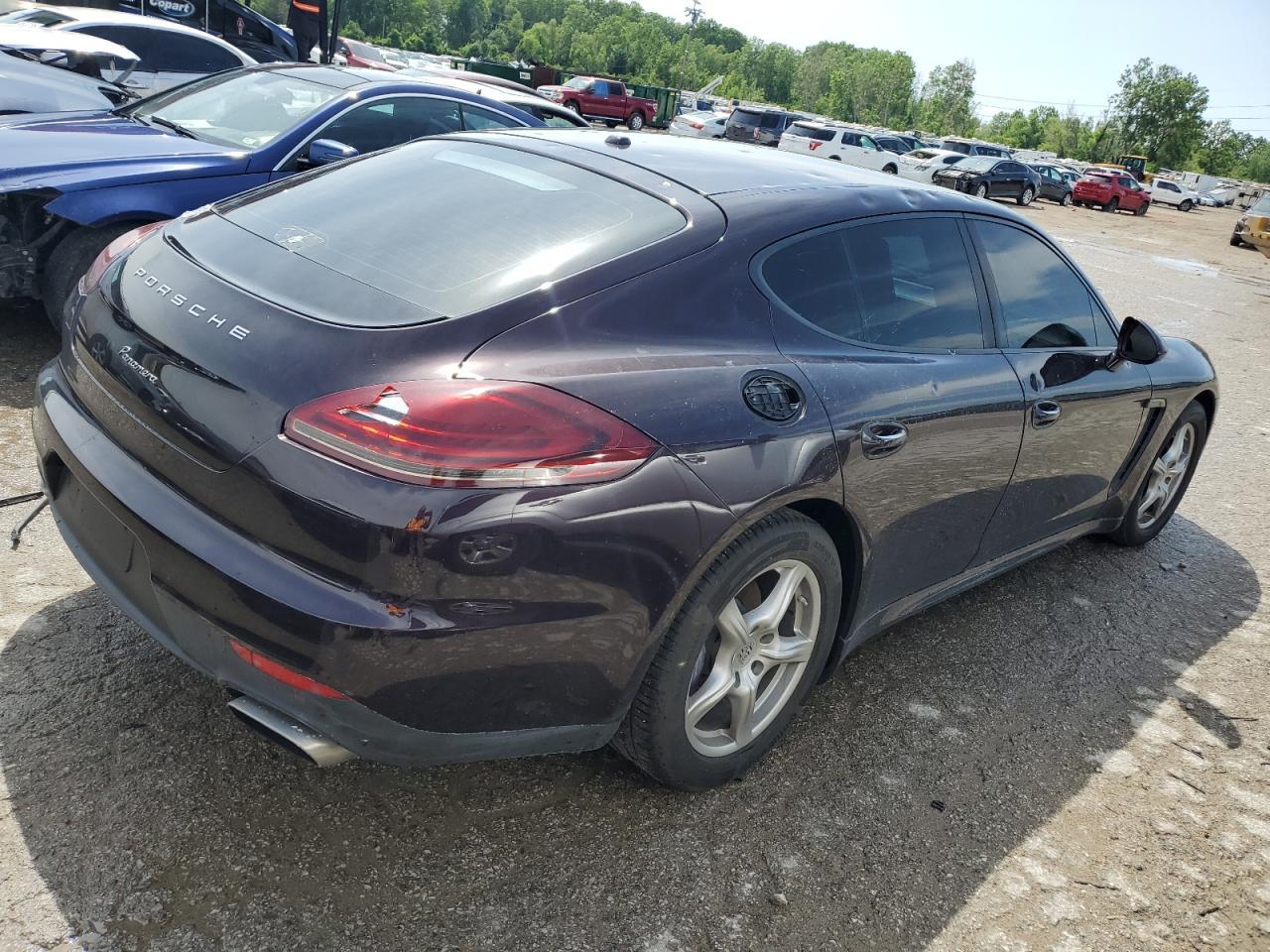 2015 PORSCHE Panamera