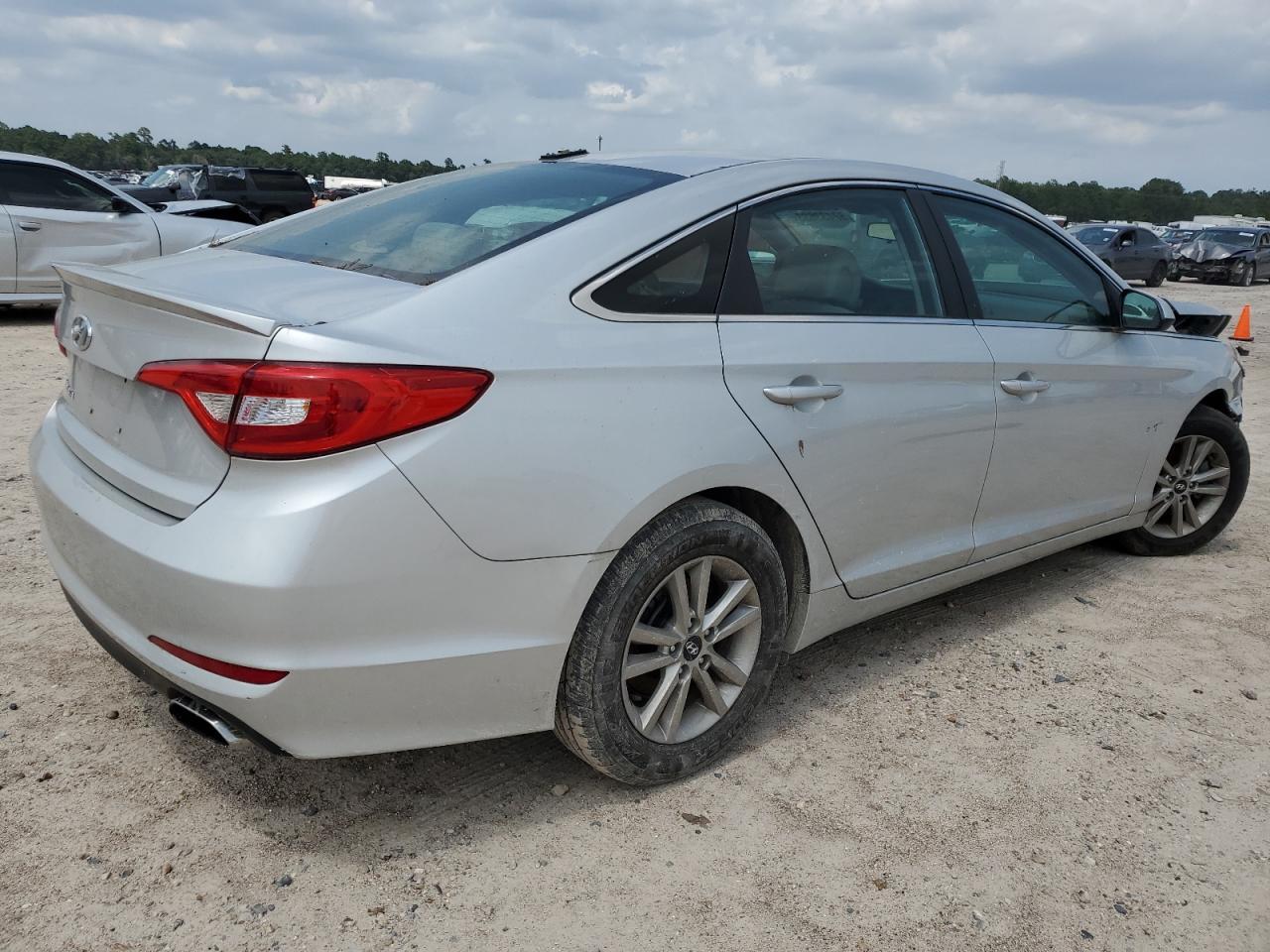 2015 HYUNDAI SONATA