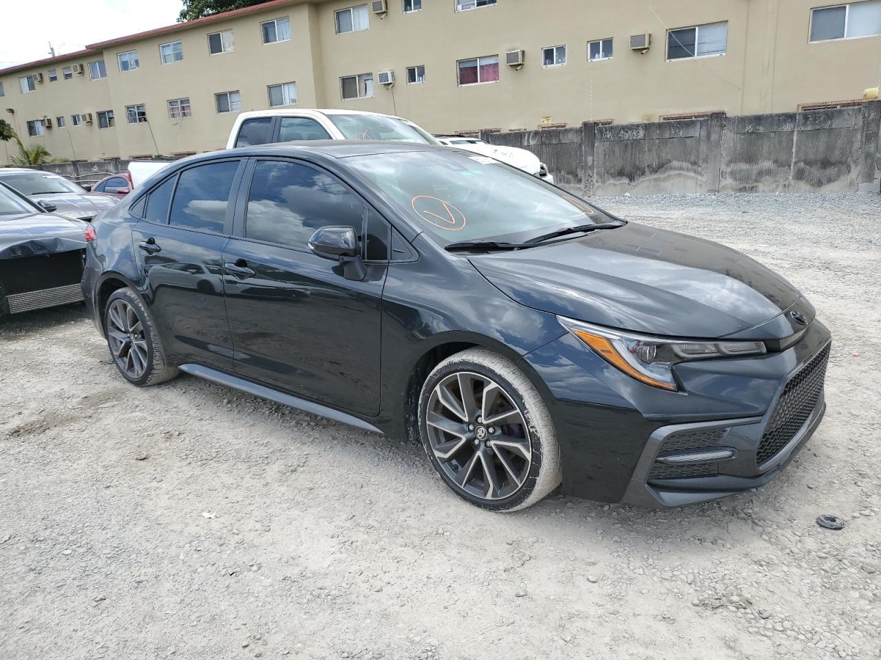 2021 TOYOTA COROLLA