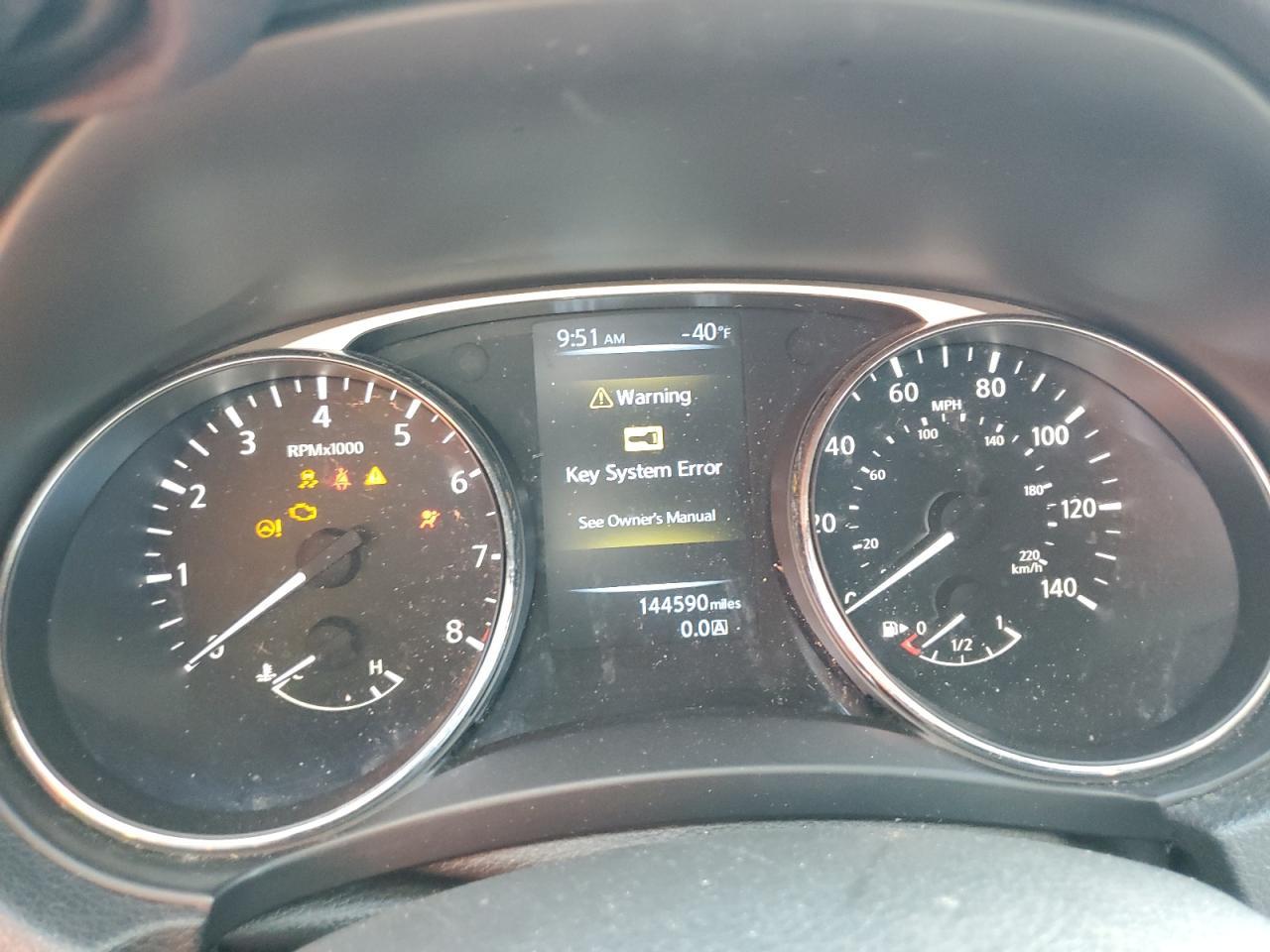 2014 NISSAN ROGUE