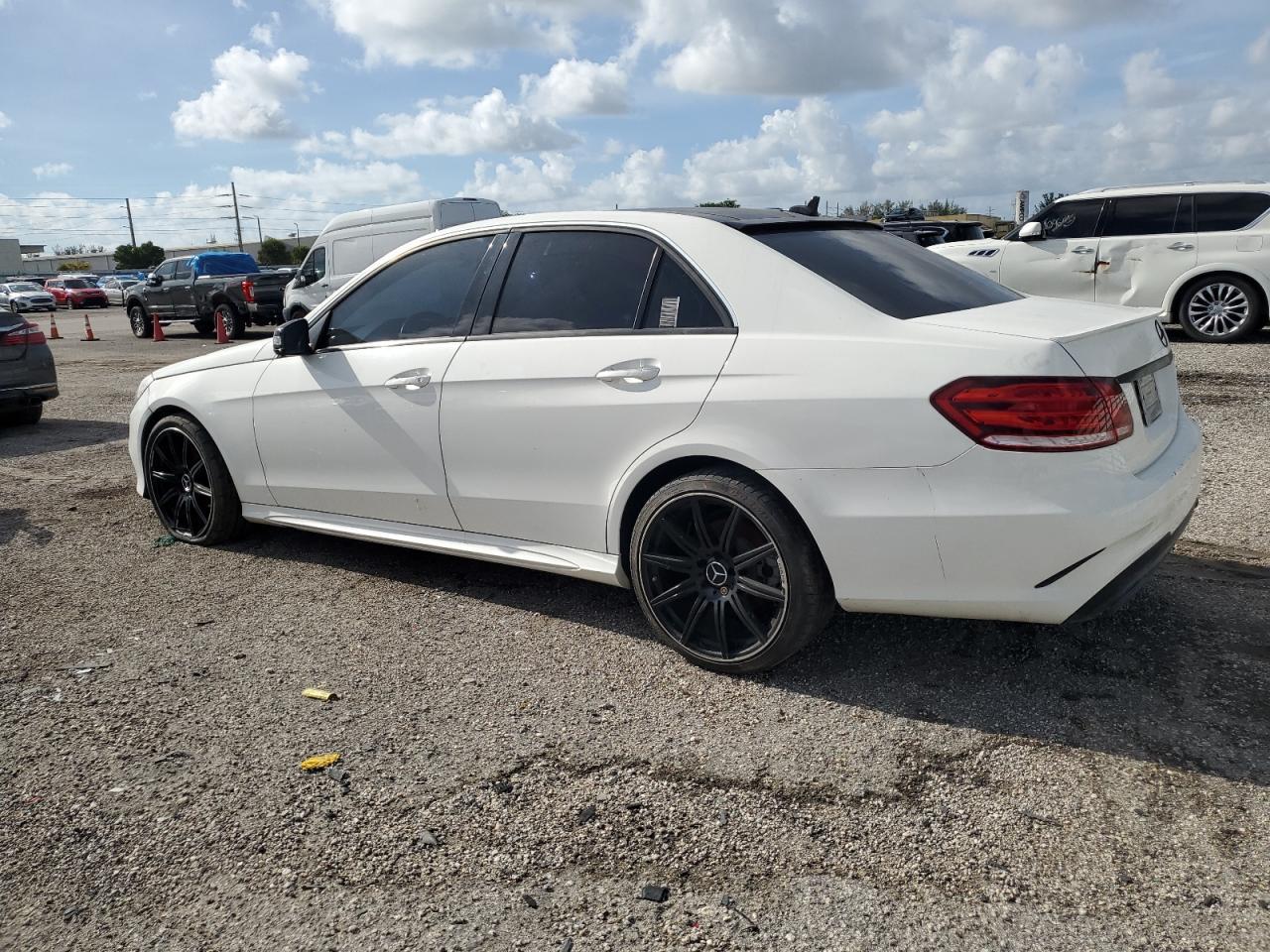 2014 MERCEDES-BENZ E-Class