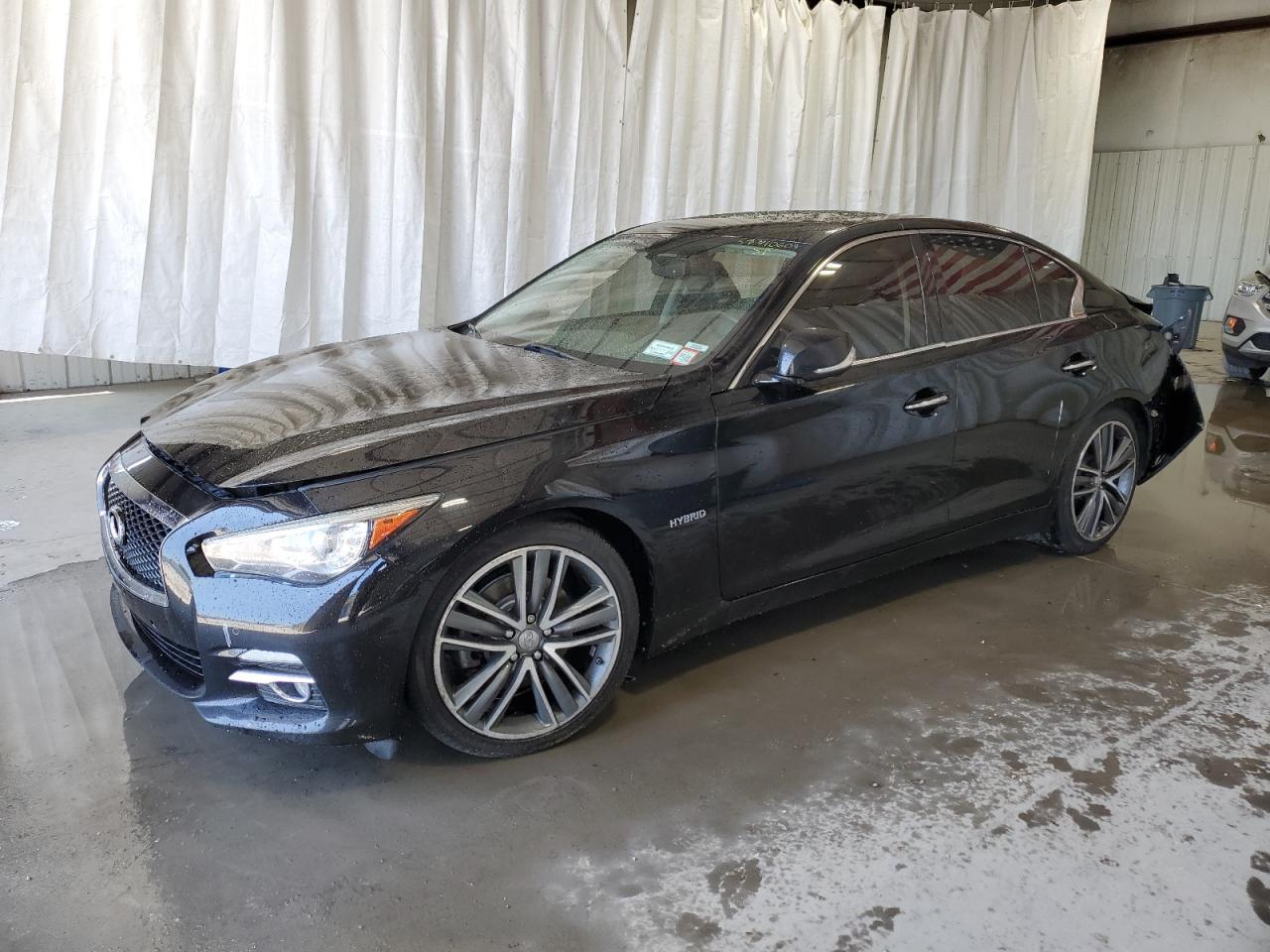 2016 INFINITI Q50
