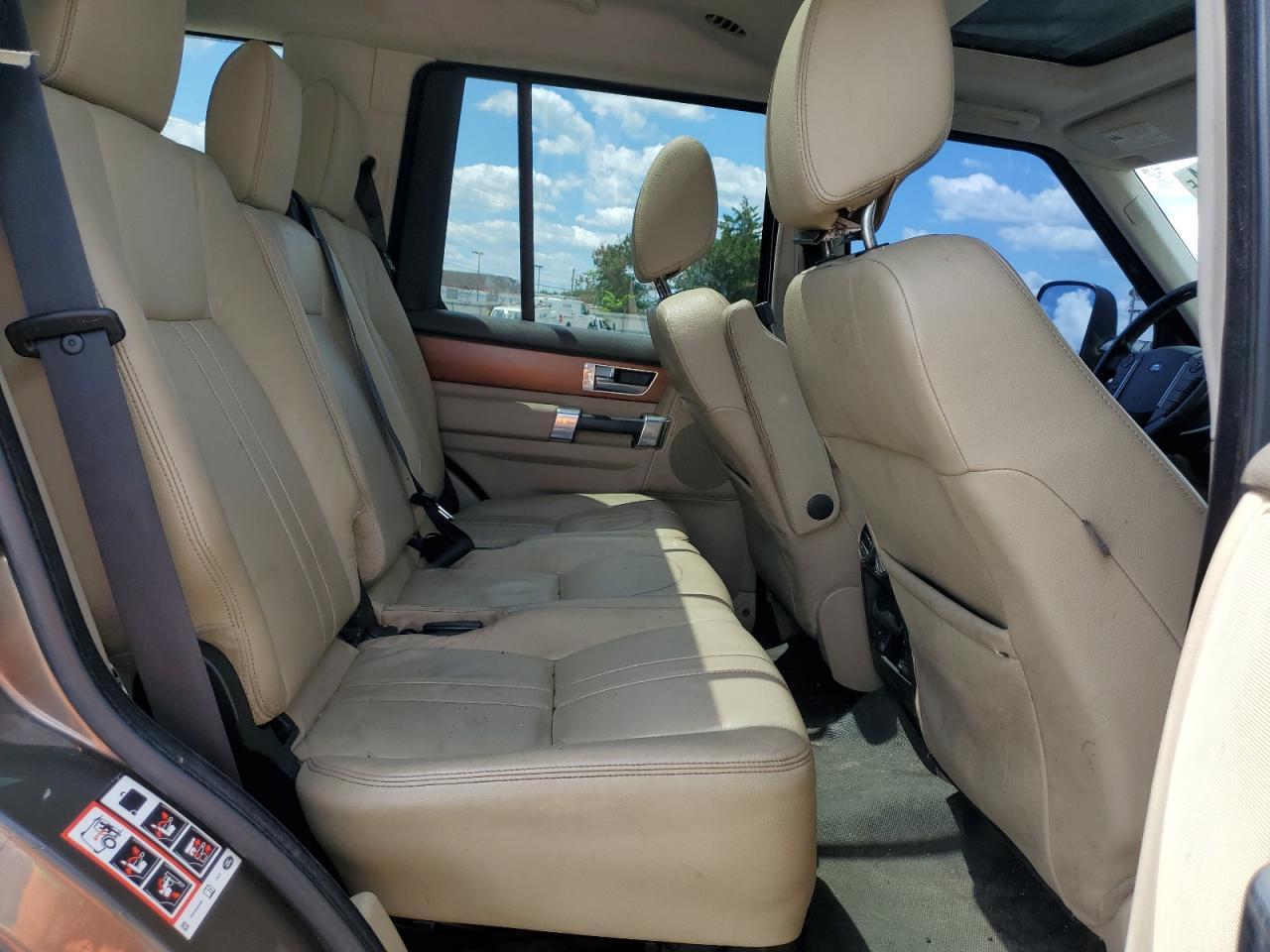 2011 LAND ROVER LR4