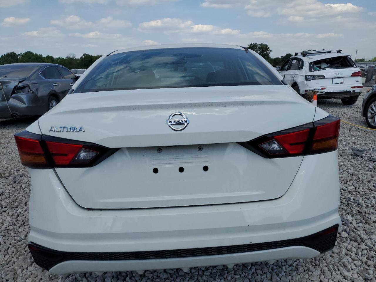 2022 NISSAN ALTIMA