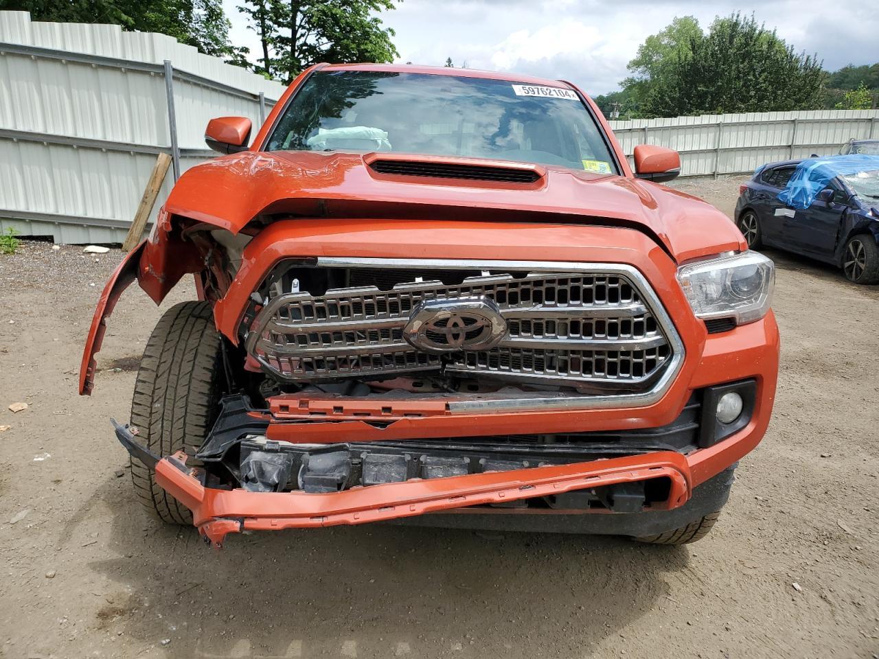 2016 TOYOTA TACOMA