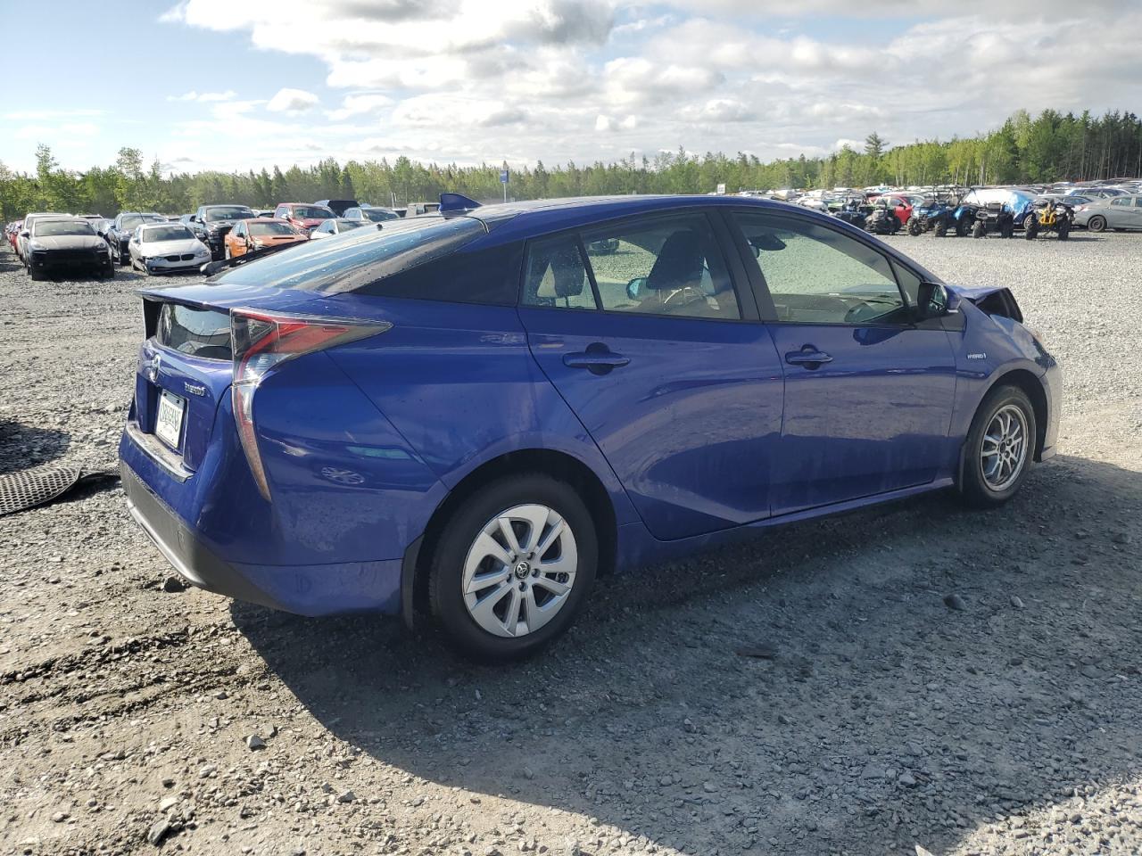 2016 TOYOTA PRIUS