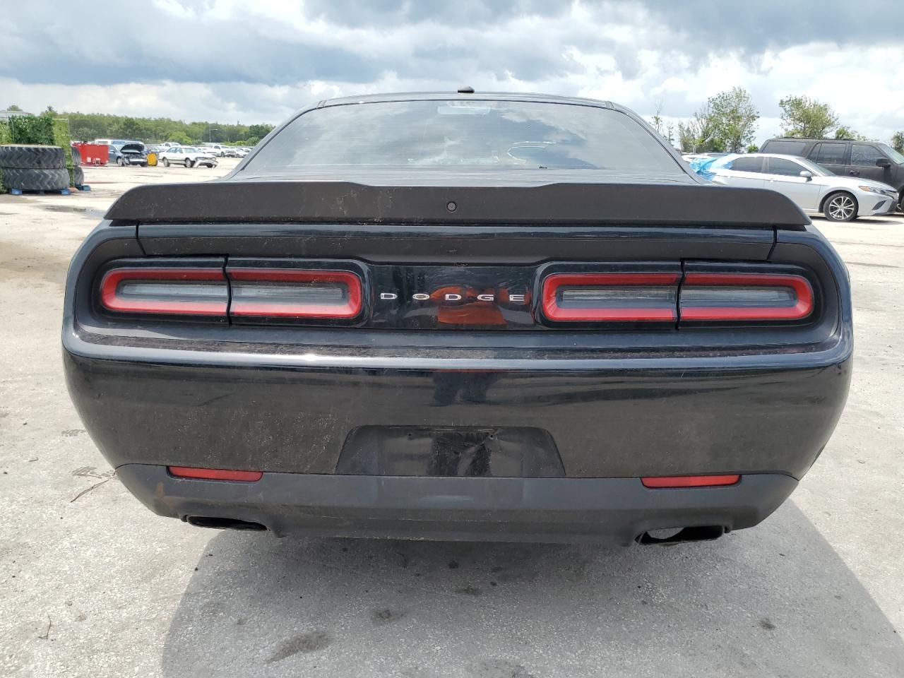2018 DODGE Challenger