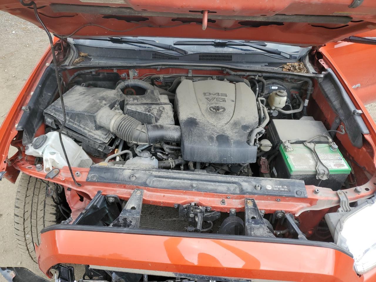 2016 TOYOTA TACOMA
