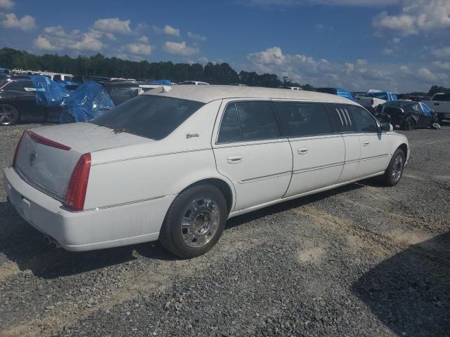 Cadillac Limousine 2009 