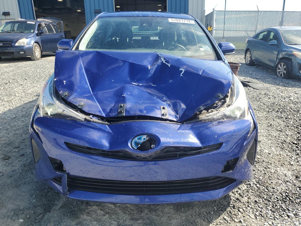 2016 TOYOTA PRIUS
