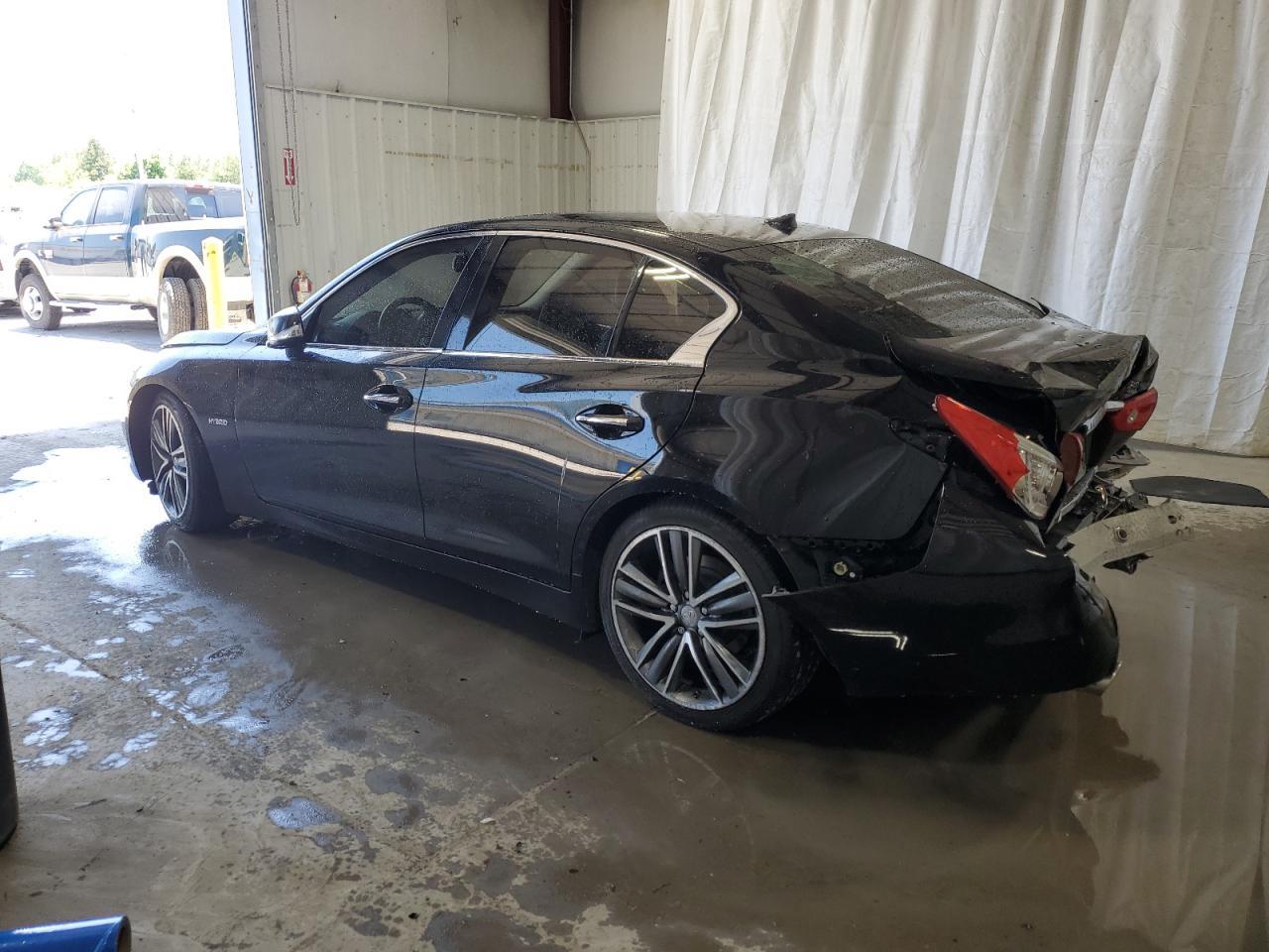 2016 INFINITI Q50