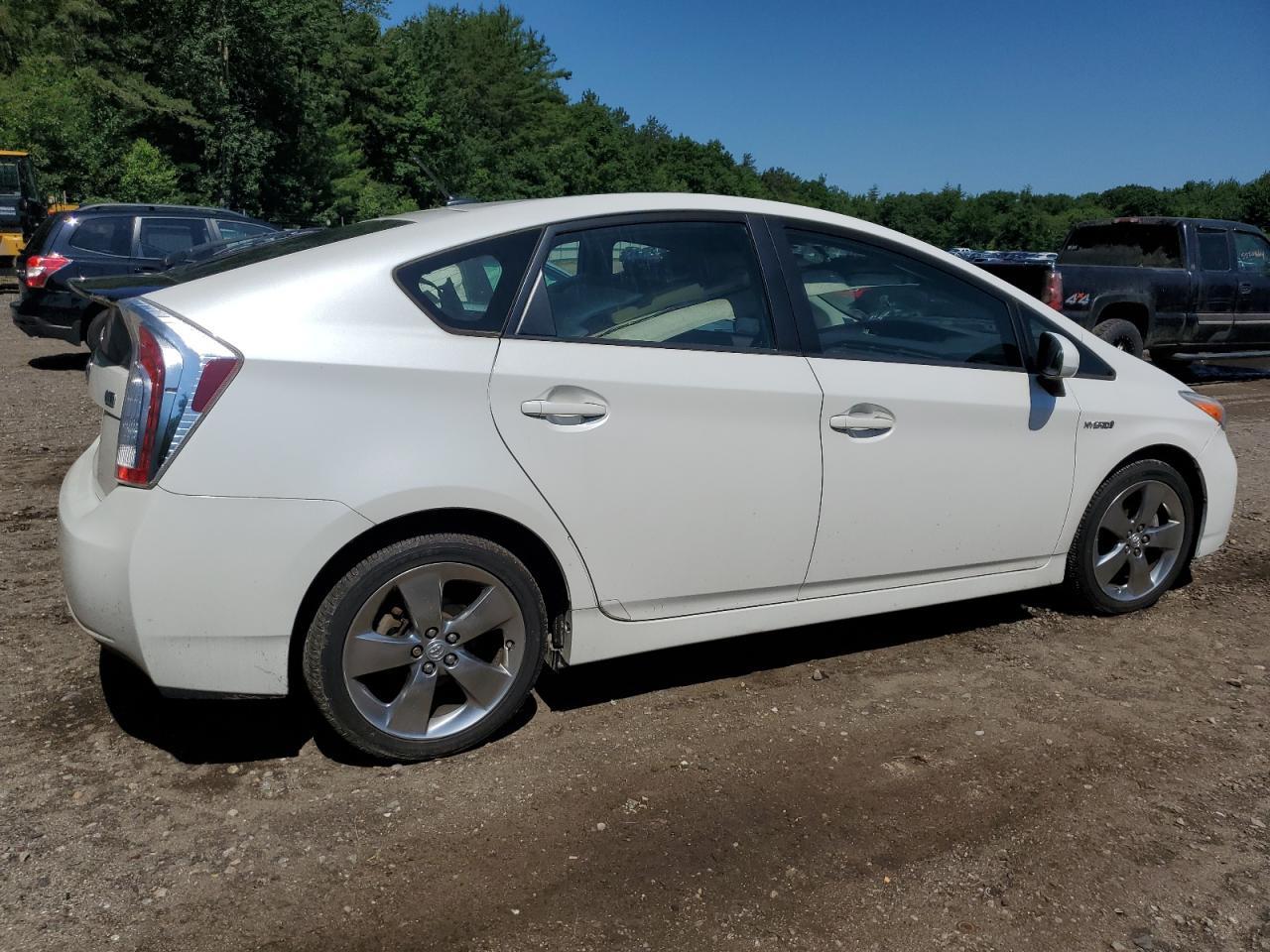 2013 TOYOTA PRIUS
