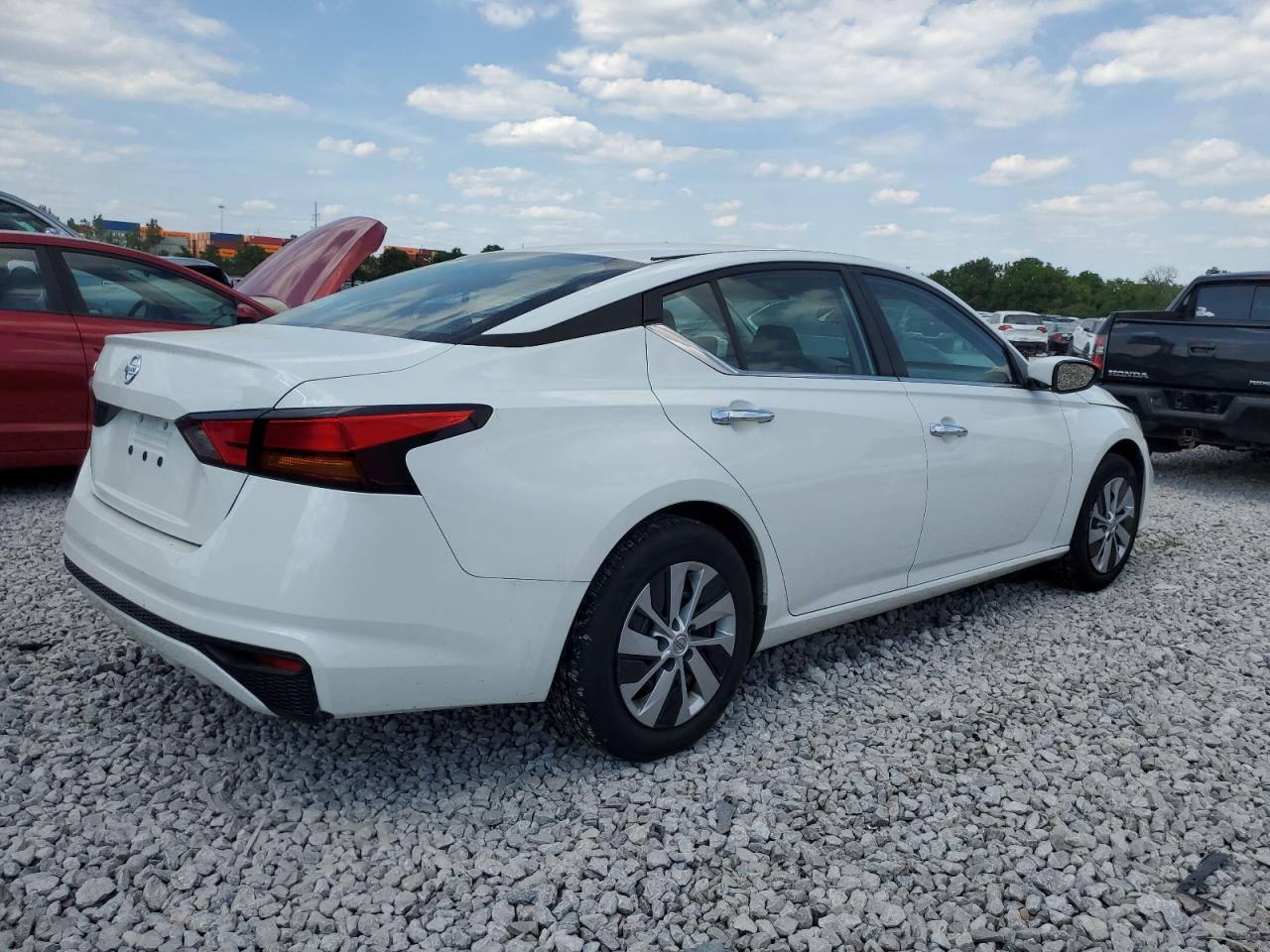 2022 NISSAN ALTIMA