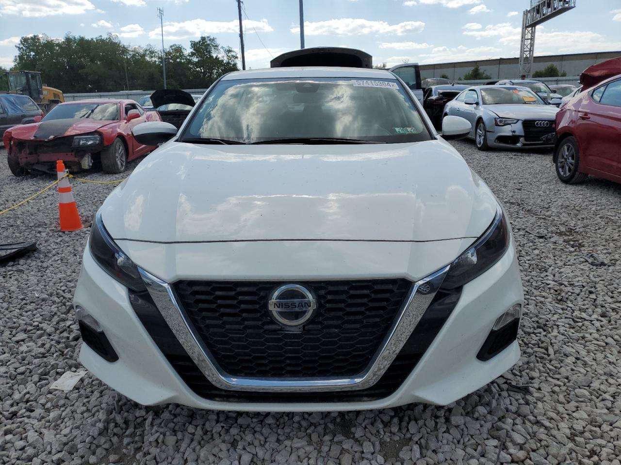 2022 NISSAN ALTIMA