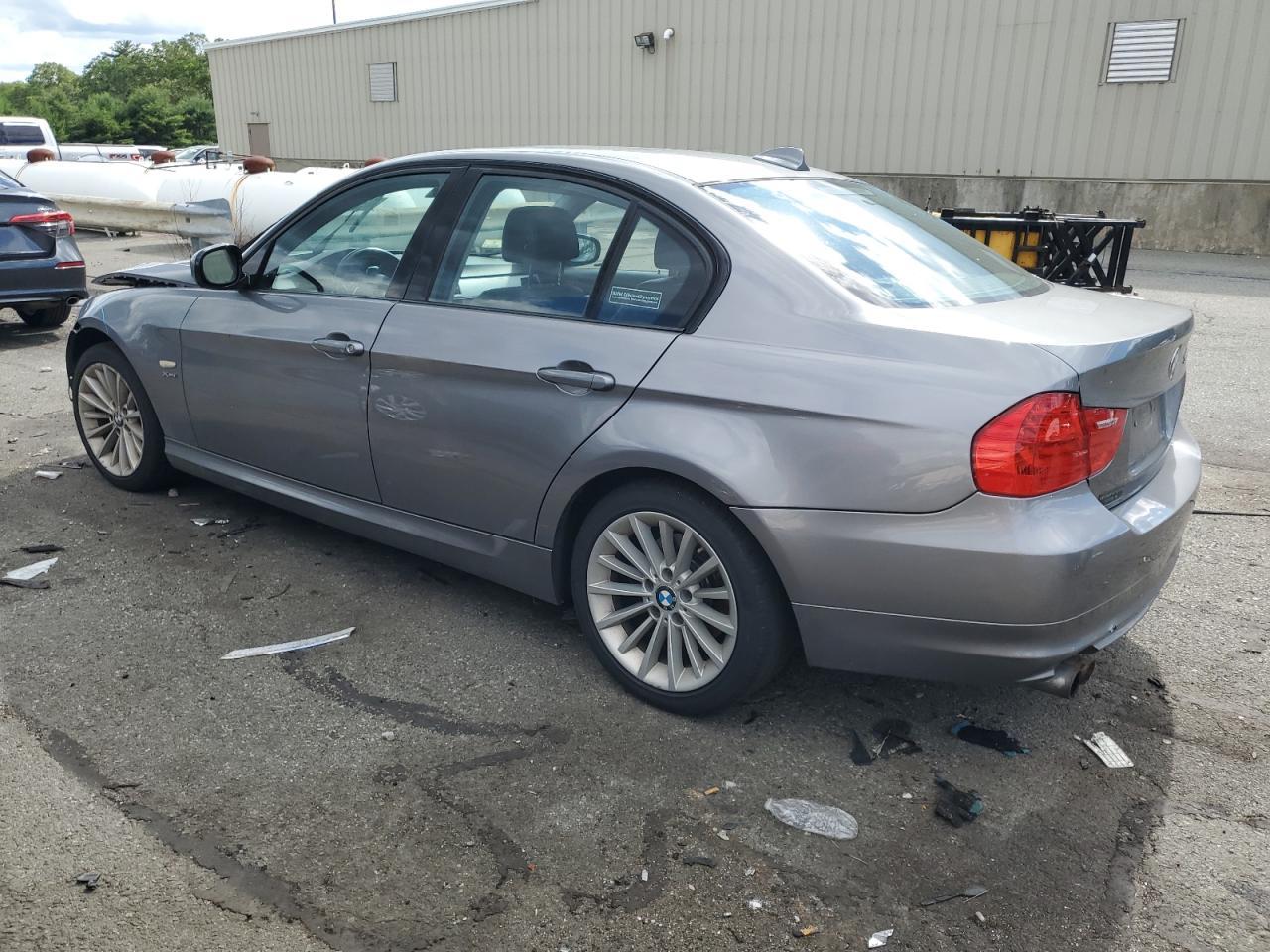 2011 BMW 3 SERIES