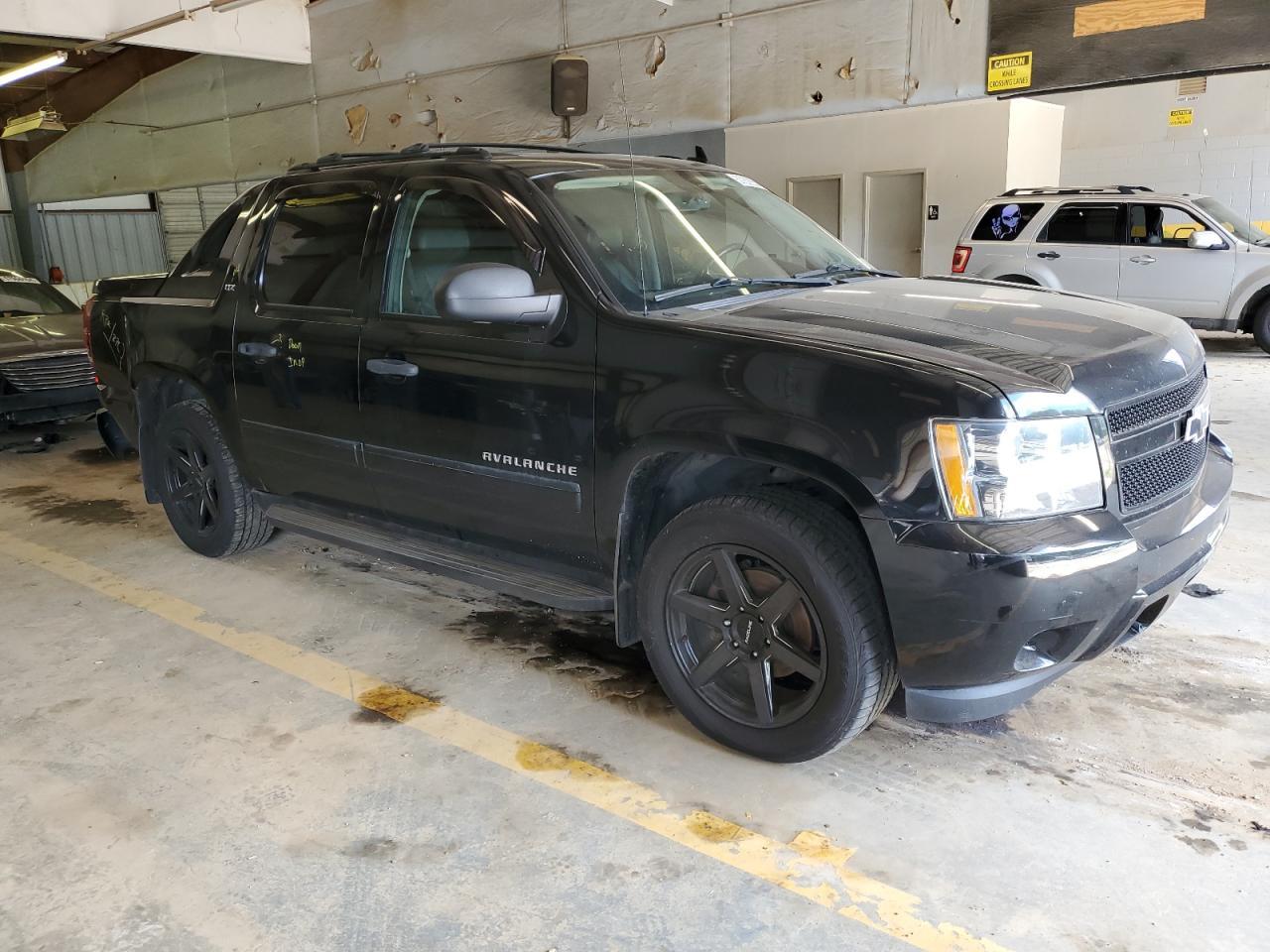 2012 CHEVROLET Avalanche