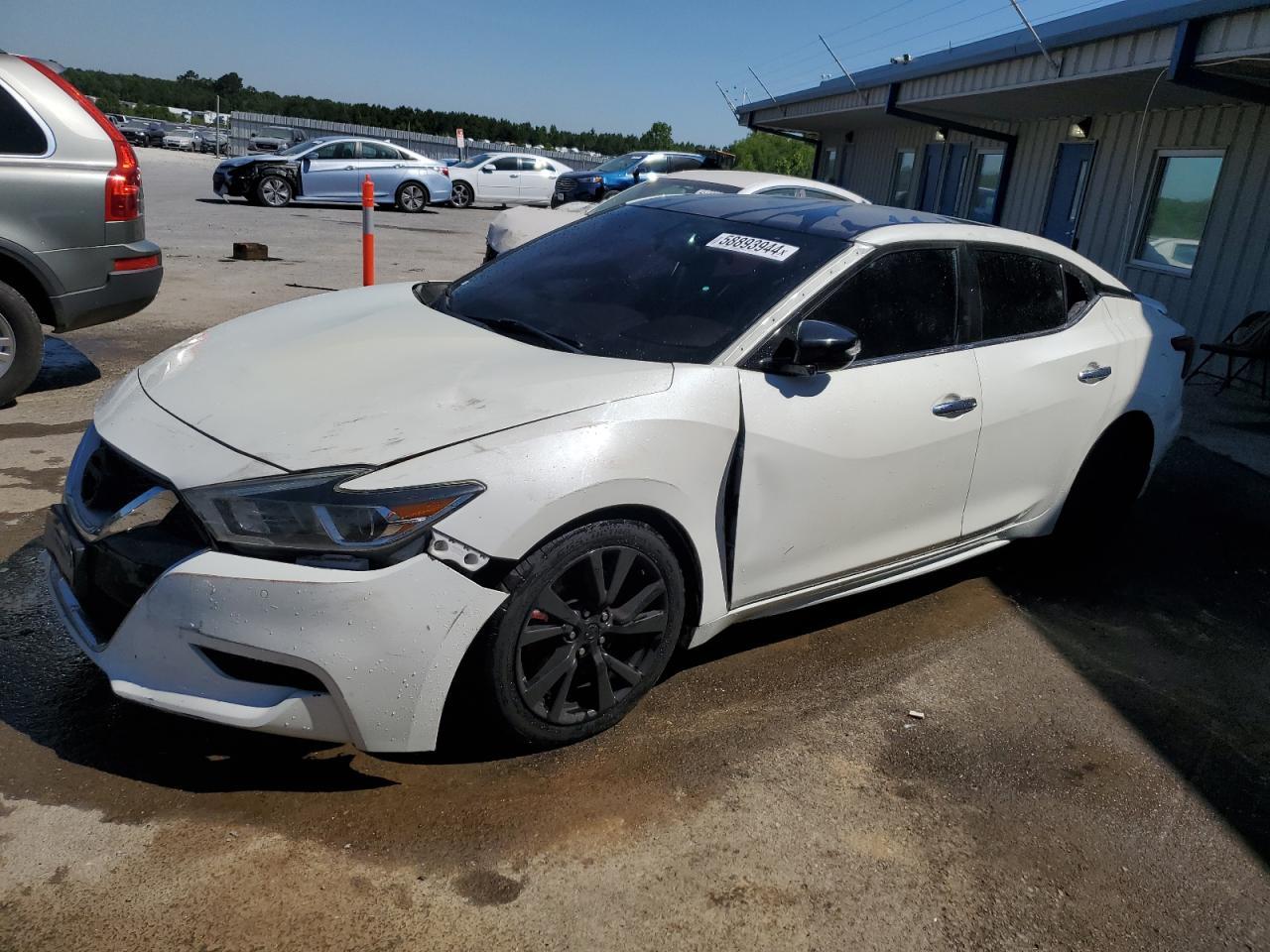 2017 NISSAN Maxima