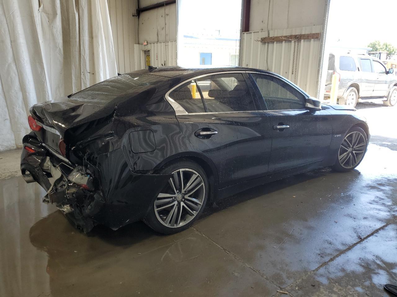 2016 INFINITI Q50