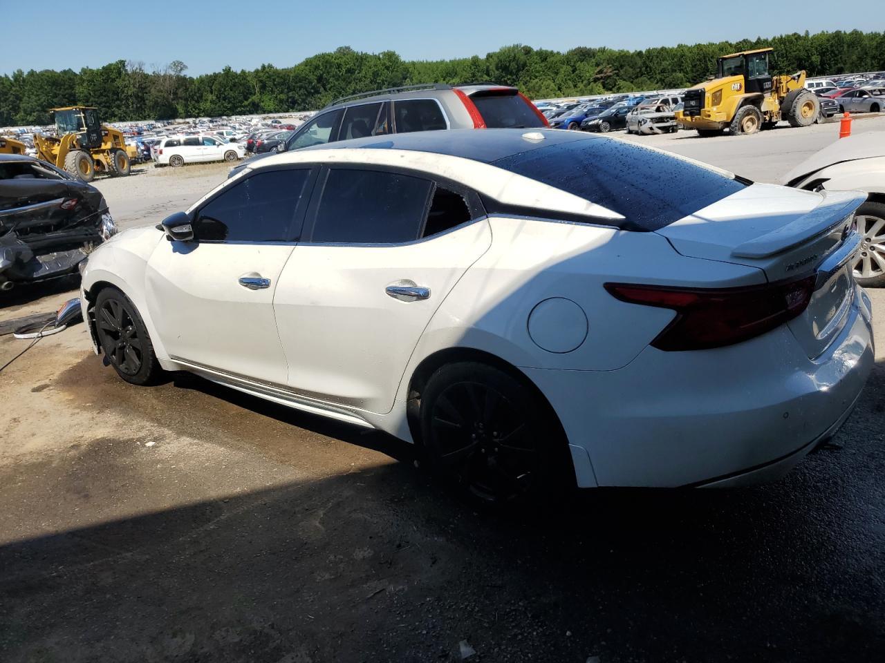 2017 NISSAN Maxima