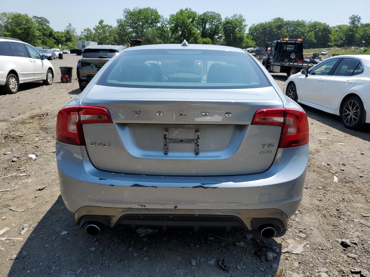 2018 VOLVO S60