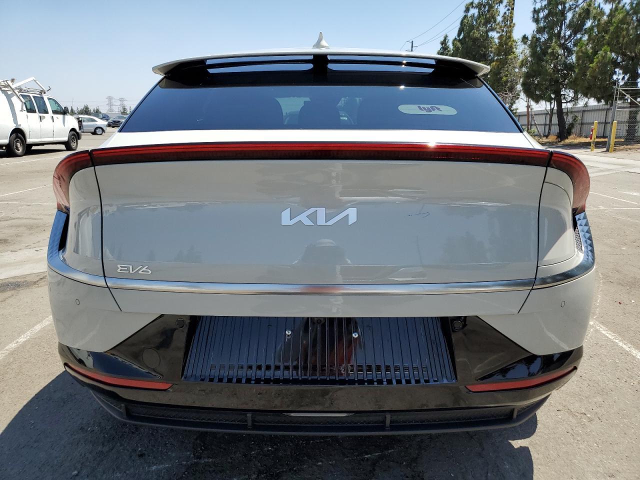 2024 KIA EV6