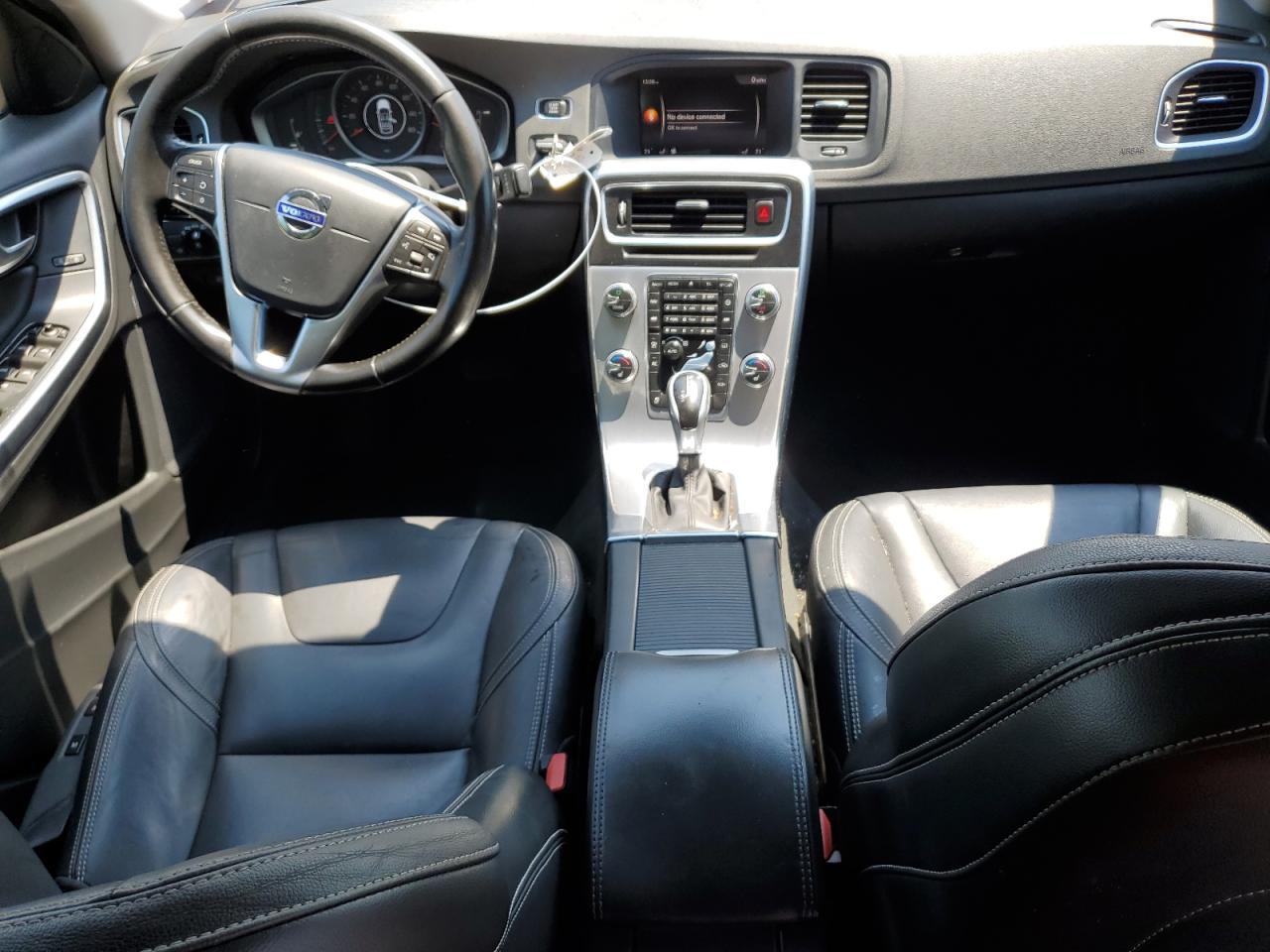 2018 VOLVO S60