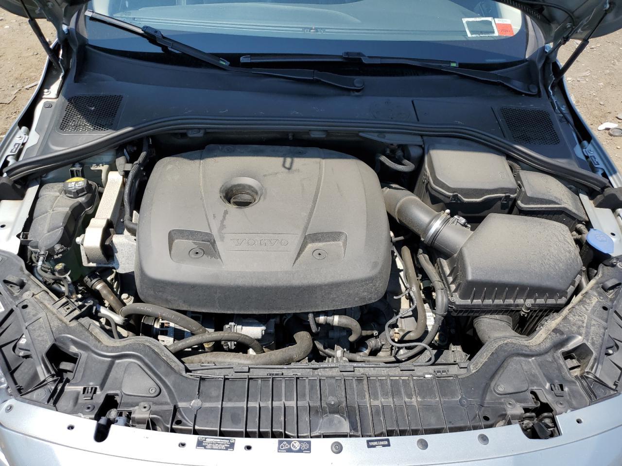 2018 VOLVO S60
