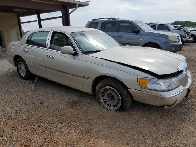 Lincoln Town Car 2002 Cartier