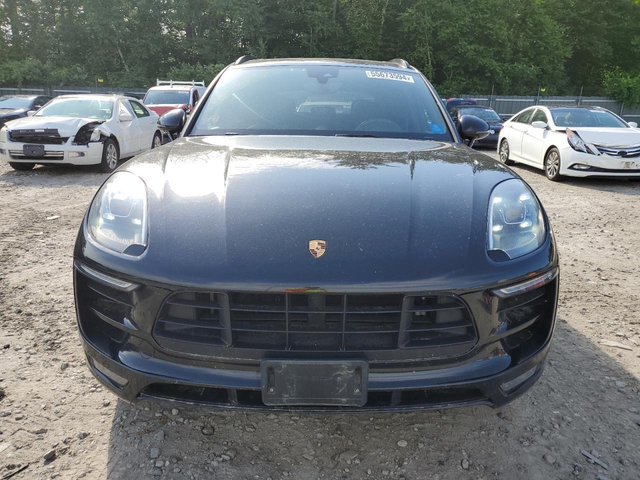 2017 PORSCHE Macan