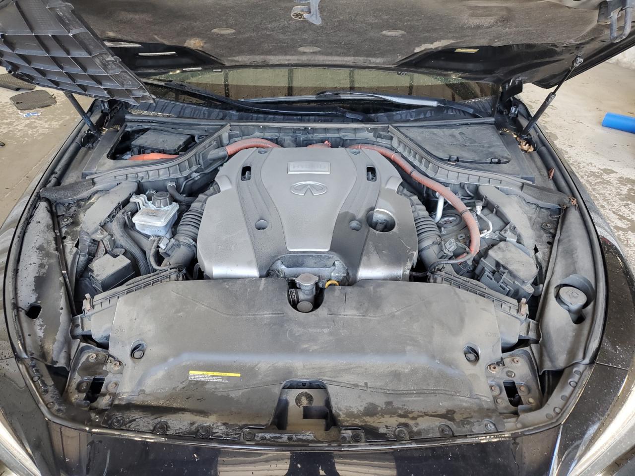 2016 INFINITI Q50