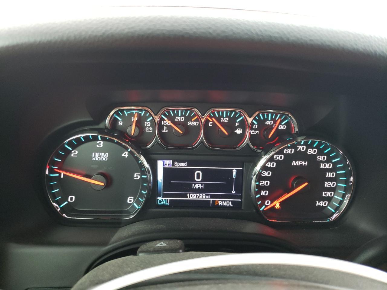 2017 CHEVROLET Suburban