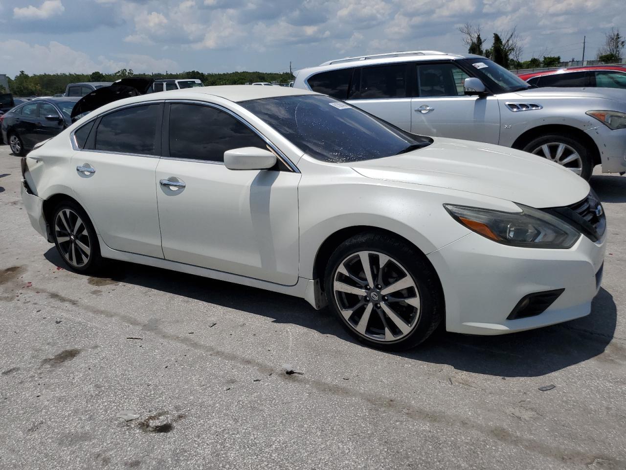 2017 NISSAN ALTIMA