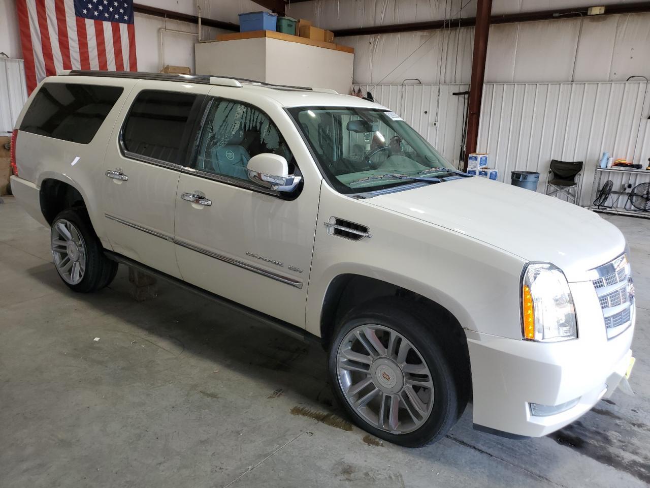 2014 CADILLAC ESCALADE