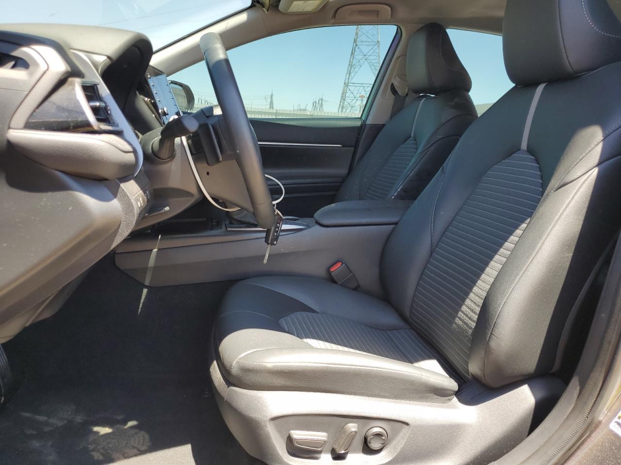 2023 TOYOTA CAMRY