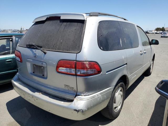 Toyota Sienna 2002 LE