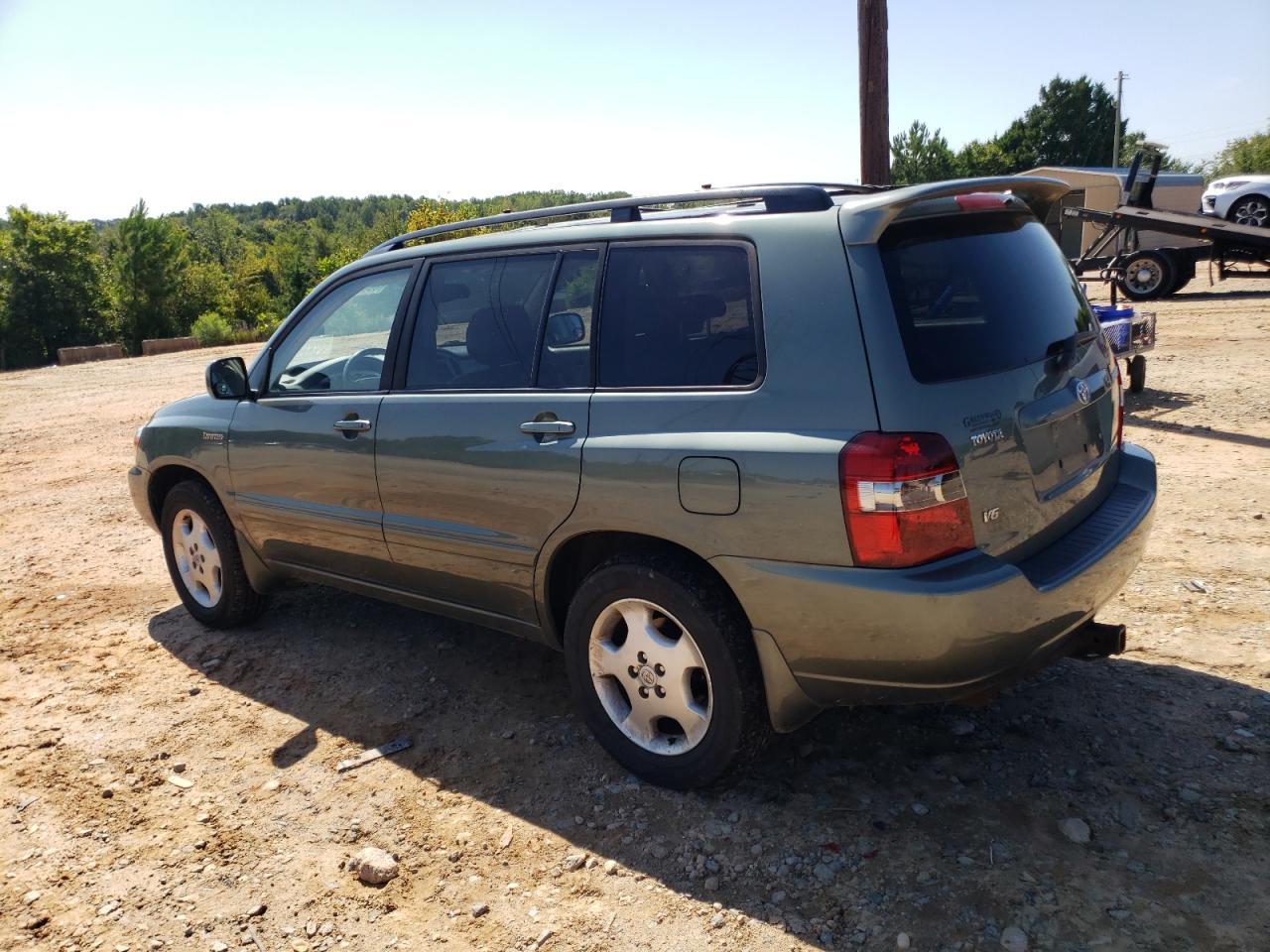 2004 TOYOTA HIGHLANDER