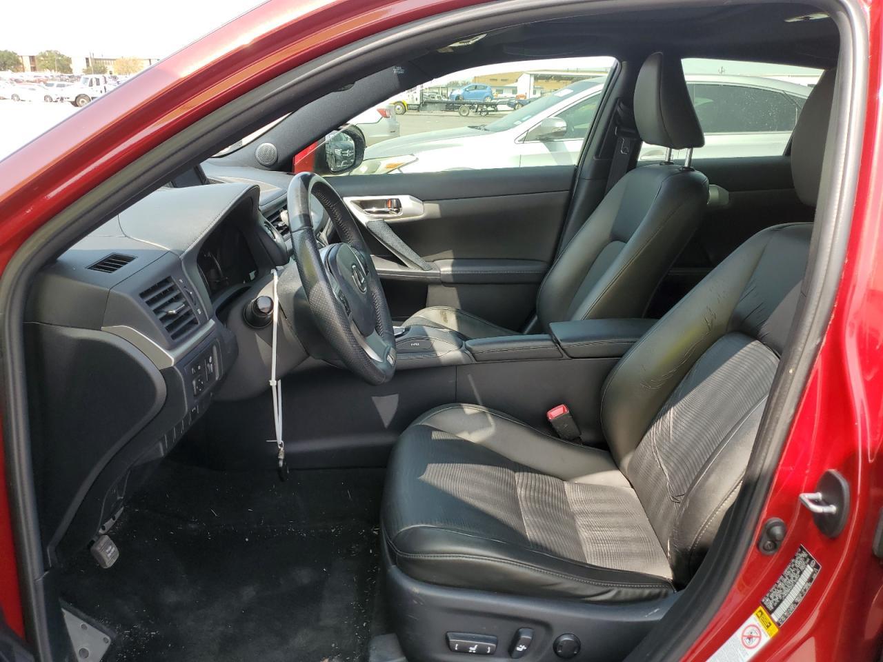 2013 LEXUS CT 200