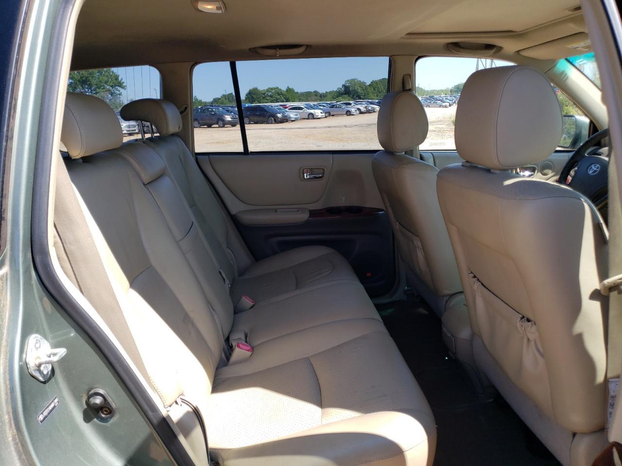 2004 TOYOTA HIGHLANDER