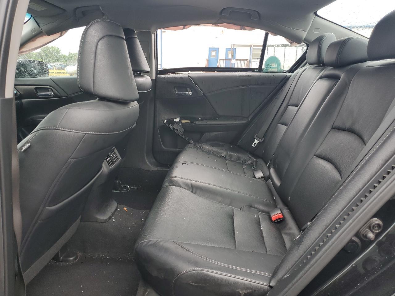 2015 HONDA ACCORD