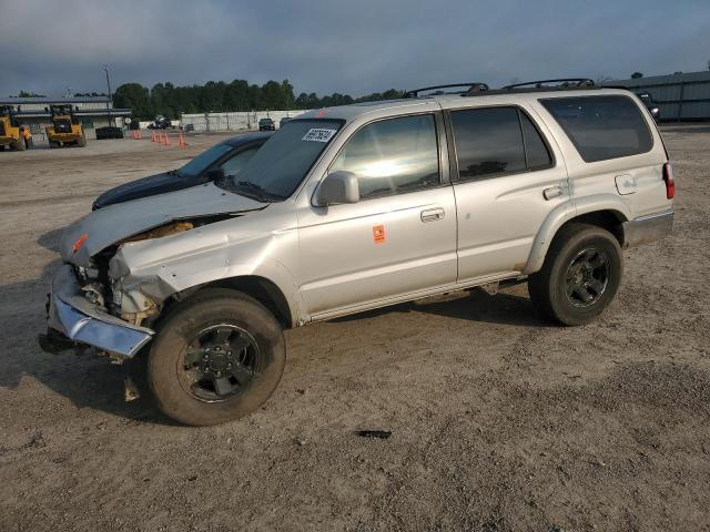 Toyota 4-Runner 2000 SR5 V6