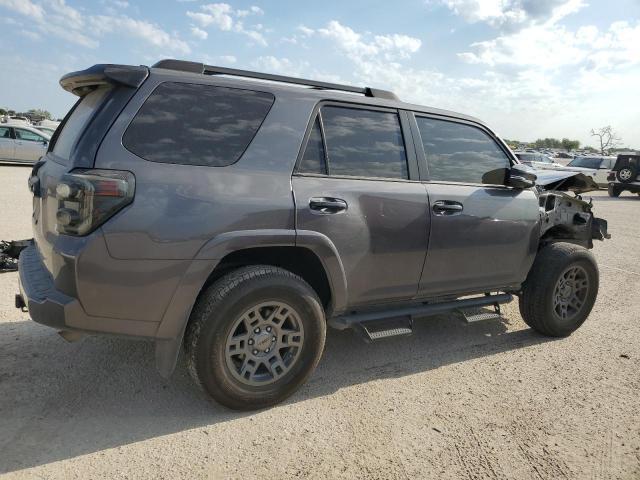 Toyota 4-Runner 2020 Base Grade