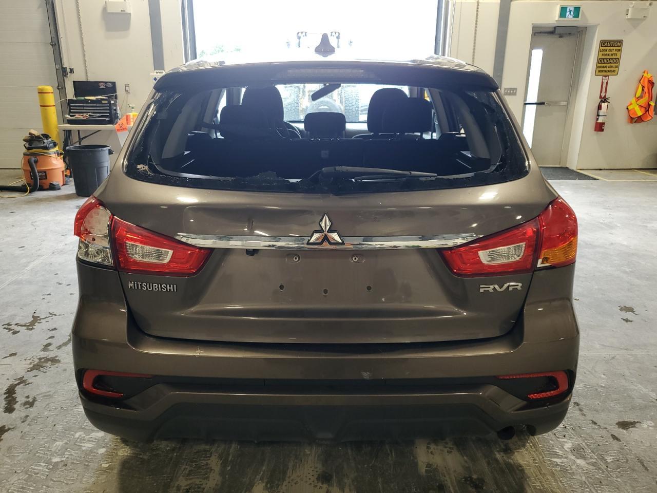 2019 MITSUBISHI outlander